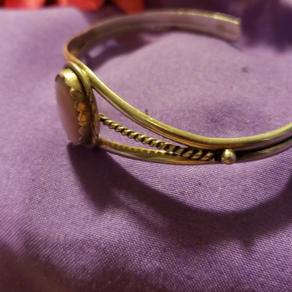 Pink Quartz Cuff - Picture 4 of 4